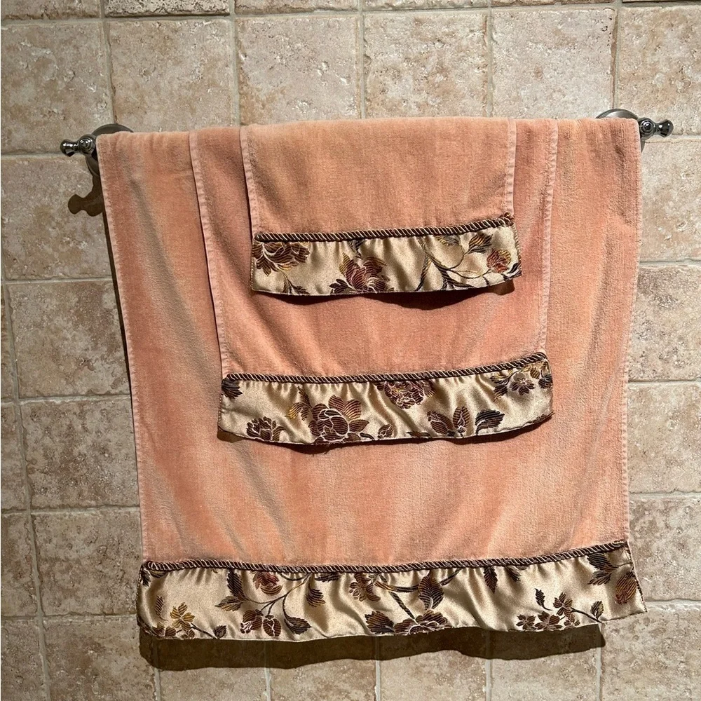 N/A set bathroom